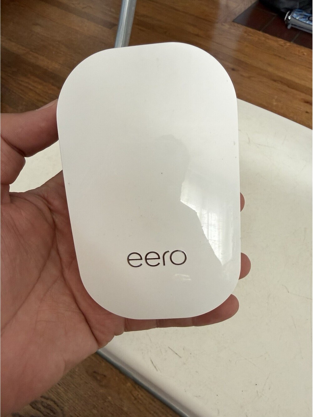 Eero D010001 Beacon Mesh WiFi Range Extender